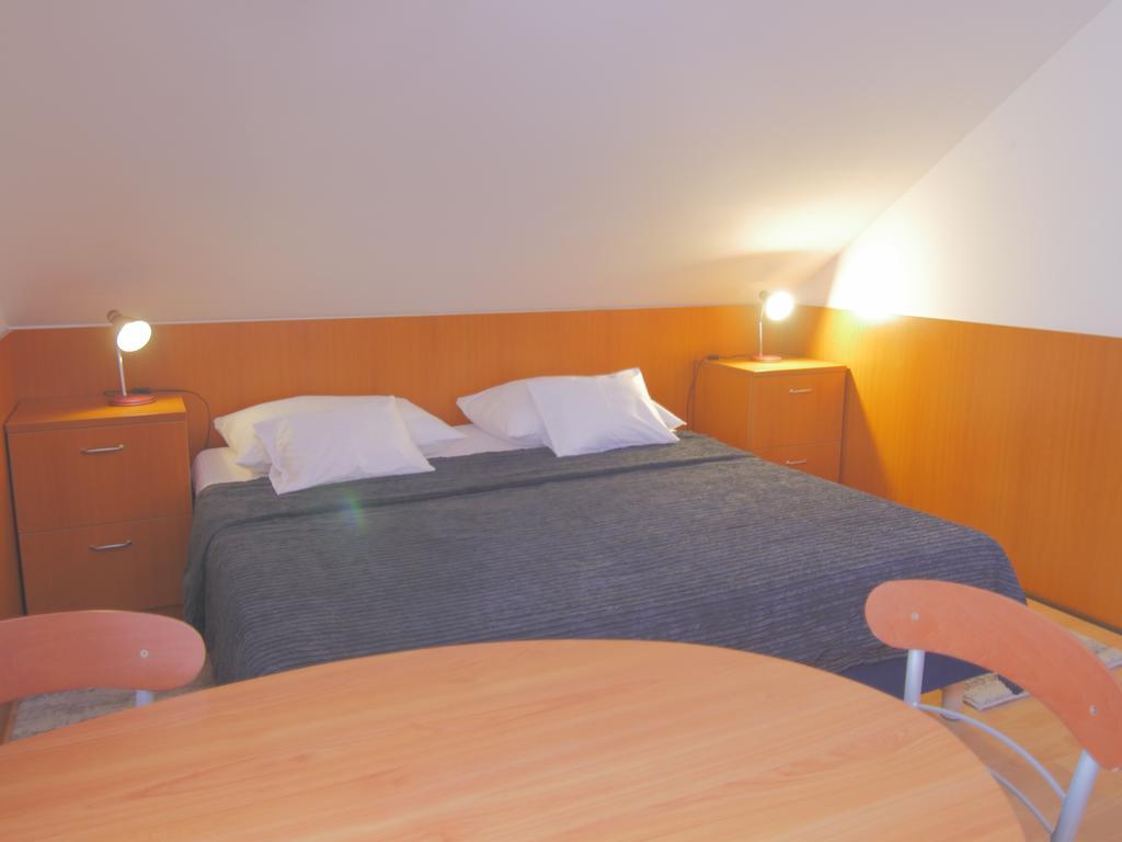 Pansion Danica 3* Rastovača